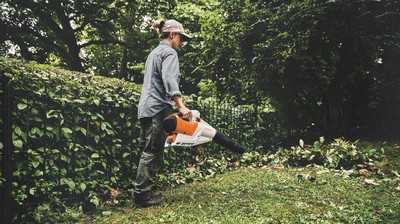 So rüsten sich Laubbläser-Hersteller für die Zukunft