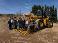 Wie ein altersschwacher Radlader von Caterpillar noch vor dem Aus gerettet wurde